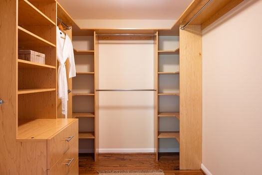 24 660TrinityAvecloset