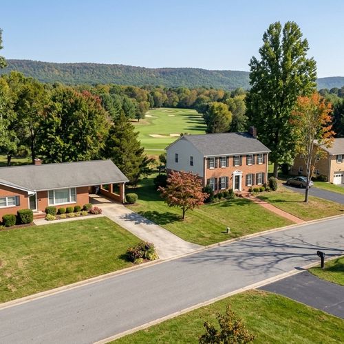 Buying a Home in the Mountain View Neighborhood of Blacksburg, VA