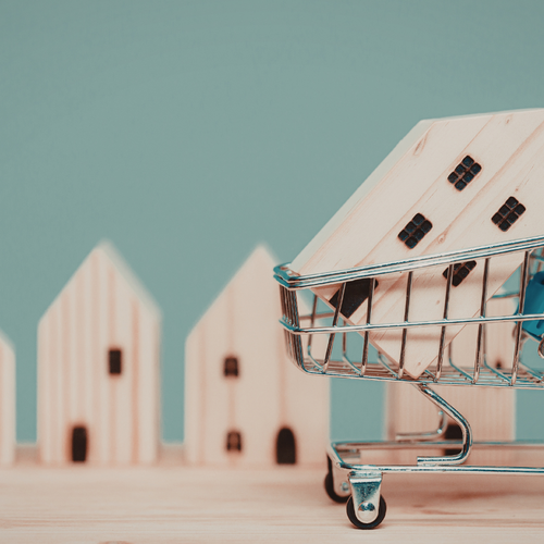 Thinking of Buying in Massachusetts? Here's How to Choose Between a Condo and a House