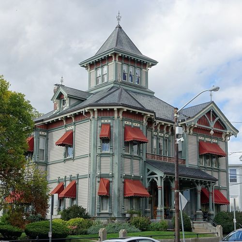 160 Main St, Haverhill MA: Street & Neighborhood Spotlight