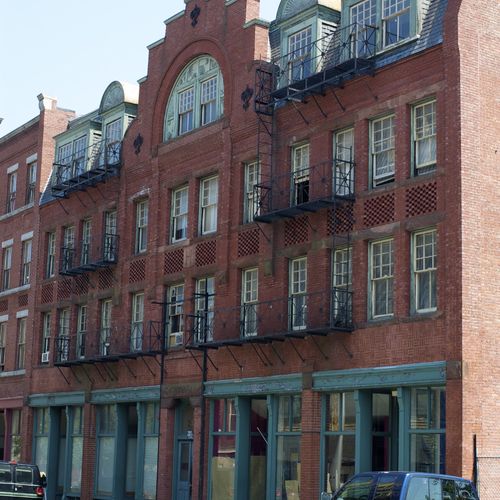 22-33 Middle St Unit 4 Lowell: Street & Neighborhood Spotlight