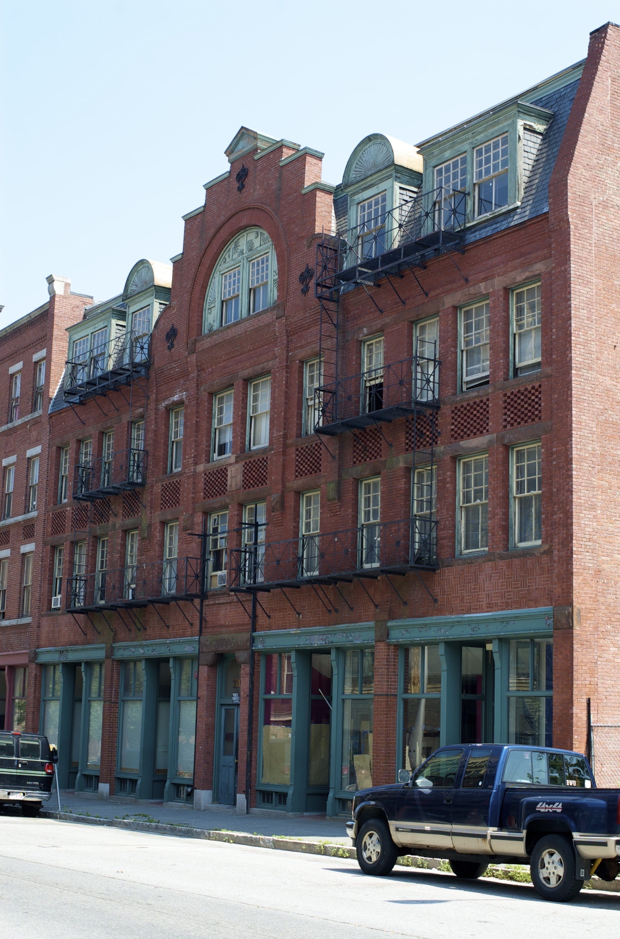 22-33-middle-st-unit-4-lowell