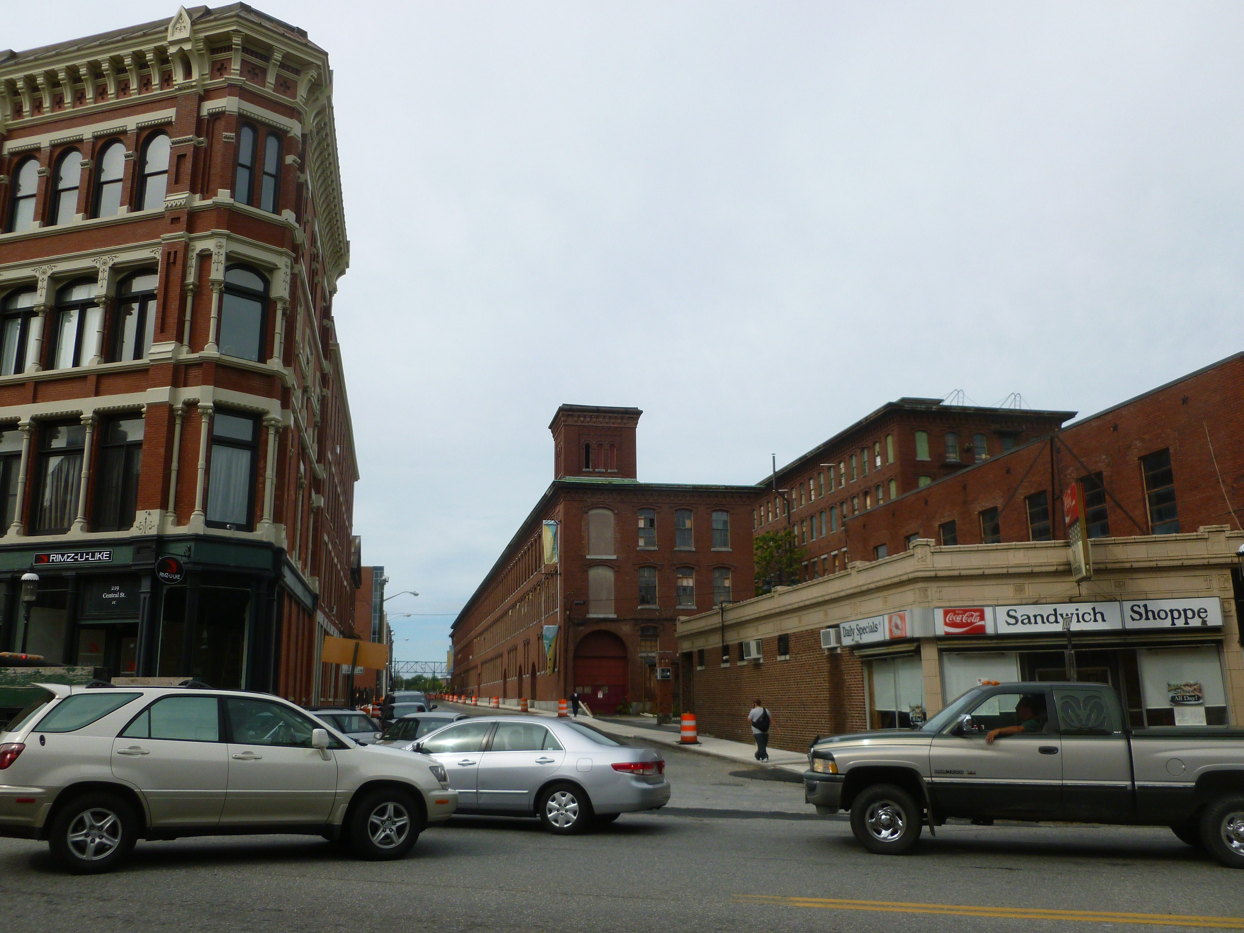 240-jackson-st-unit-611-lowell-spotlight