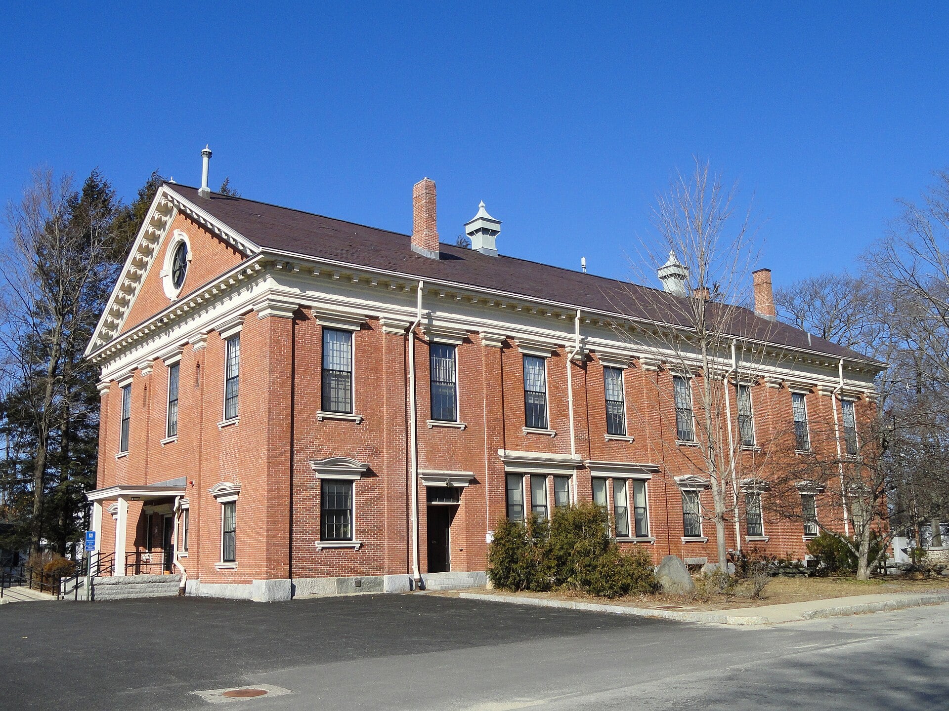 47-49-vallaria-groton-spotlight