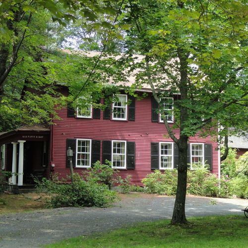 April Home Maintenance Checklist for Lowell MA Homeowners