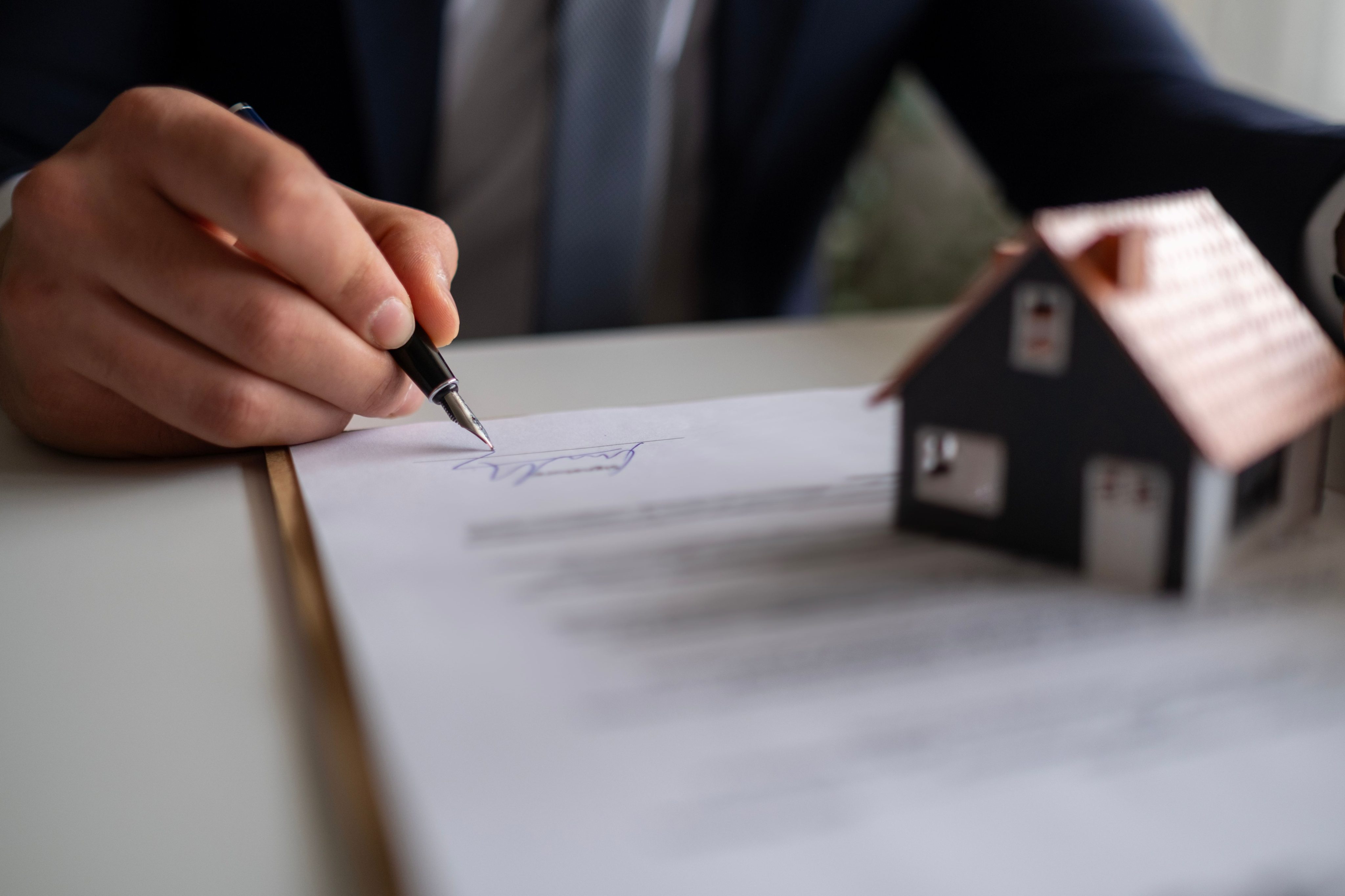 cash-offer-vs-listing-groton-ma-sellers