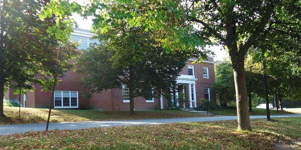 Selling a Home Near Phillips Academy: Andover's Built-In &hellip;