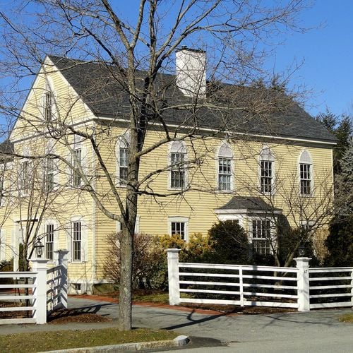 Selling an Andover Colonial: What Buyers Want From the Classic