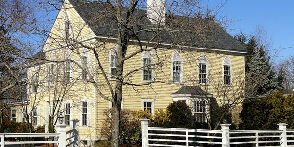 Selling an Andover Colonial: What Buyers Want From &hellip;