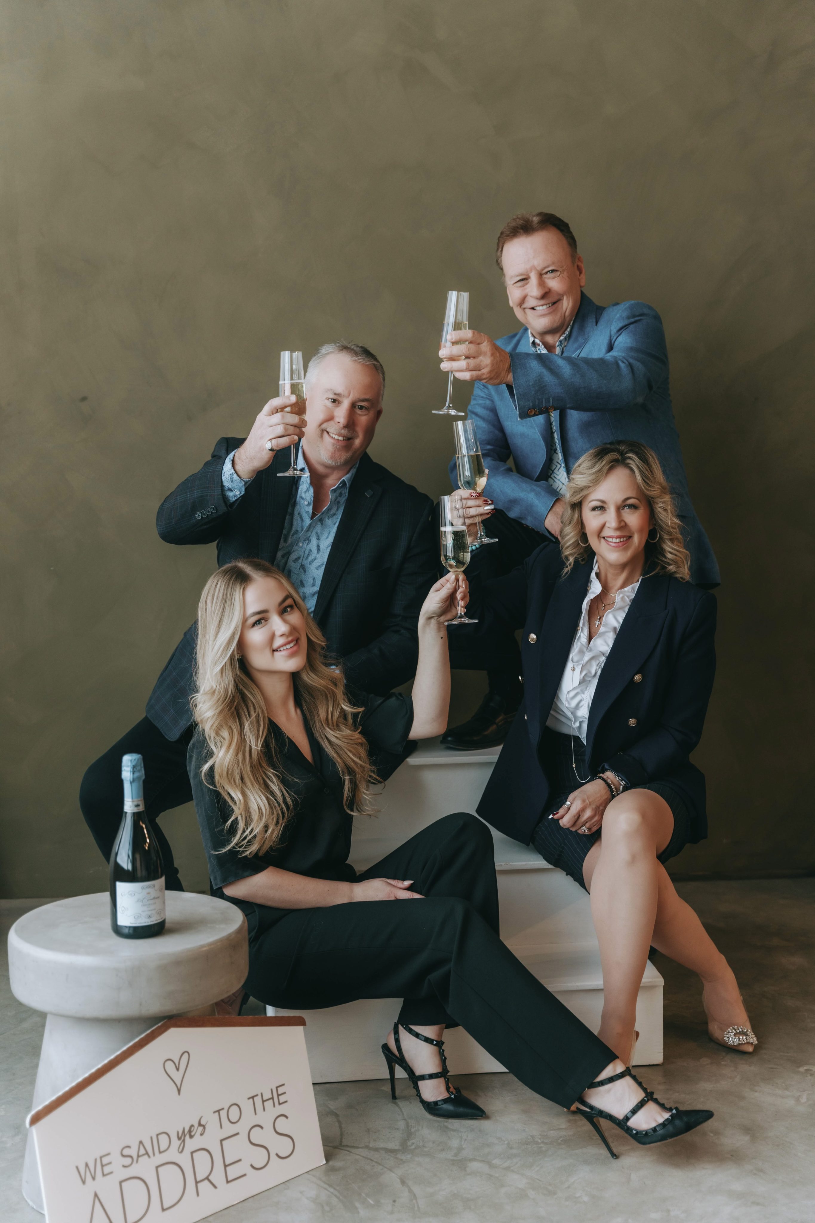 NICE-CHAMPAGNE-CHEER-PHOTO-TNT
