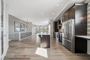 005-240 D_Arcy Villas Okotoks-5