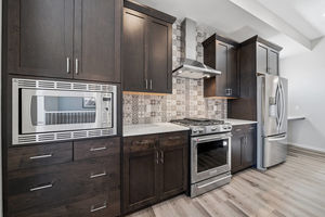 010-240 D_Arcy Villas Okotoks-10