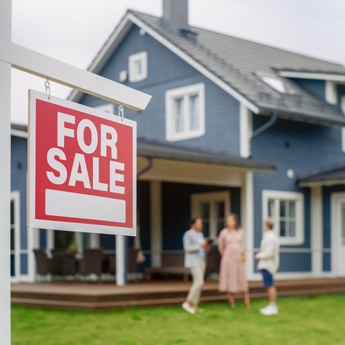 Why Overpricing Your Home Can Cost You Thousands in Today's Calgary Market