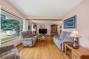 004-10407 2 St SE-4