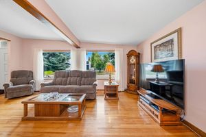 006-10407 2 St SE-6