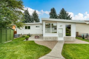 038-10407 2 St SE-38