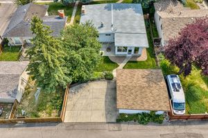 041-10407 2 St SE-41