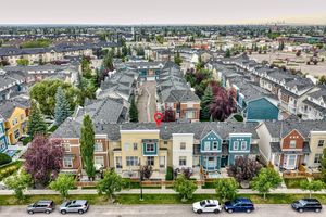 041-224 McKenzie Towne Link SE-33
