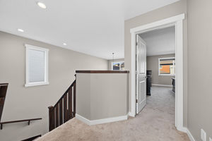 020-52 Evansborough Green NW-20