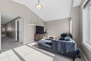 022-52 Evansborough Green NW-22