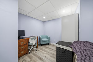 037-52 Evansborough Green NW-37