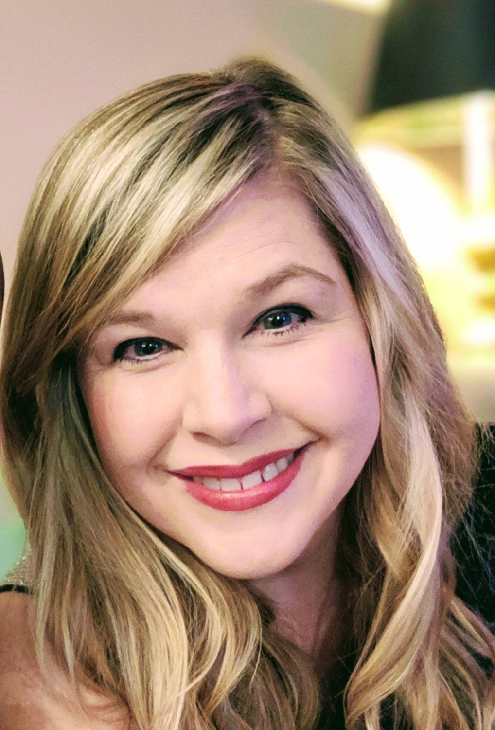 Amy Luna - Profile Photo