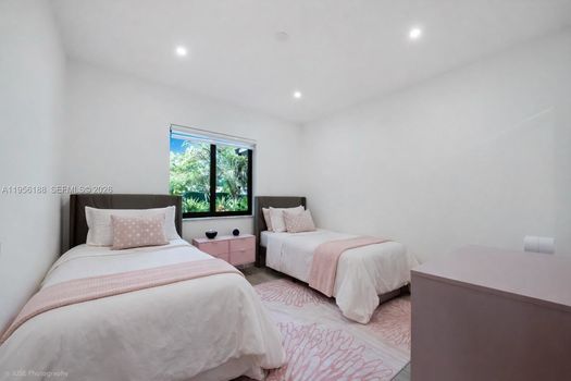 17203 SW 78th Pl (23)