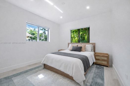 17203 SW 78th Pl (24)