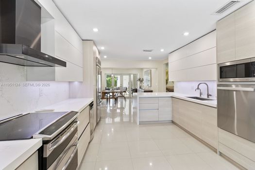 5601 Maggiore St (11)