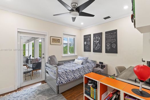 5601 Maggiore St (20)