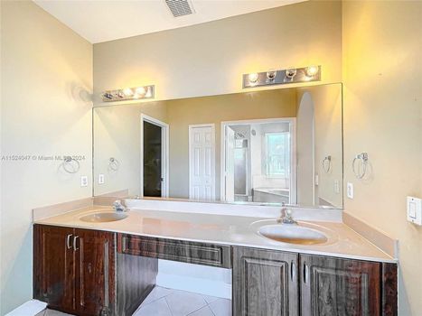 11697 SW 153rd Ct, Miami, FL 33196 (13)