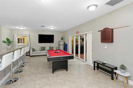 15666 SW 13th Ter, Miami, FL 33194 (9)