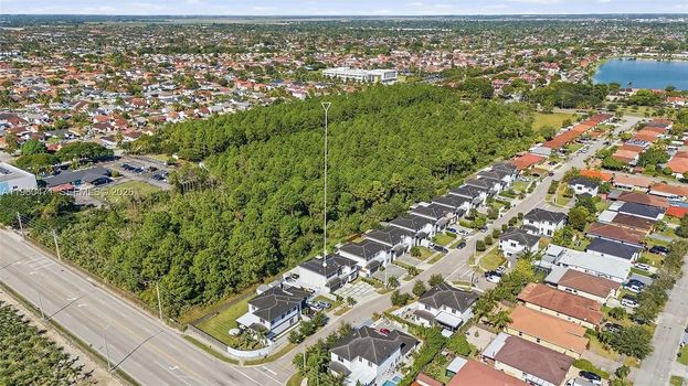 18350 SW 139th Path, Miami, FL (25)