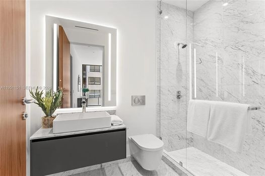 5 Grove Isle S301, Coconut Grove, FL (30)