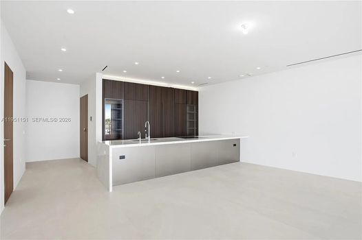 5 Grove Isle S301, Coconut Grove, FL (43)