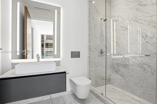 5 Grove Isle S301, Coconut Grove, FL (48)