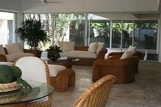 8202 Los Pinos Cir, Coral Gables, FL 33143 (1)