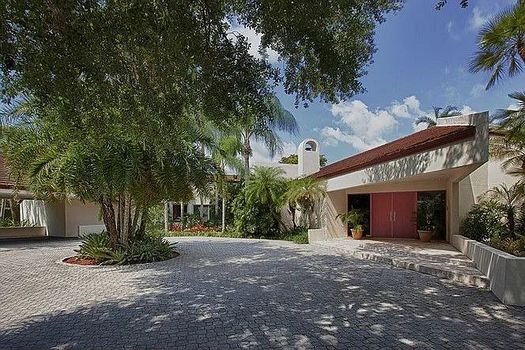 8202 Los Pinos Cir, Coral Gables, FL 33143 (3)