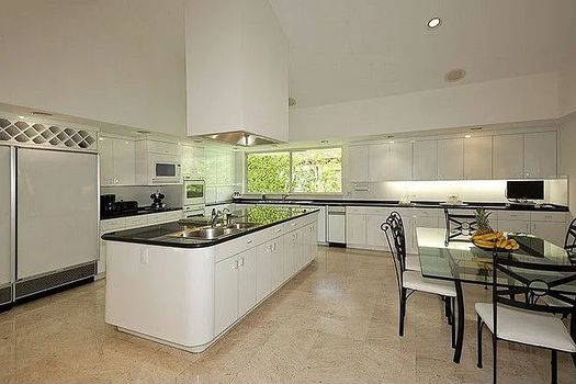 8202 Los Pinos Cir, Coral Gables, FL 33143 (7)