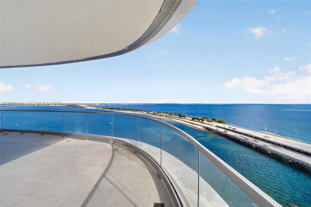 175 SE 25th Road Unit 1202 3