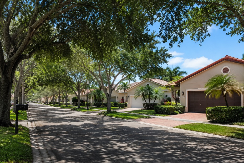 Miami-Dade Kendall real estate — homes for sale kendall — Labrada Realty