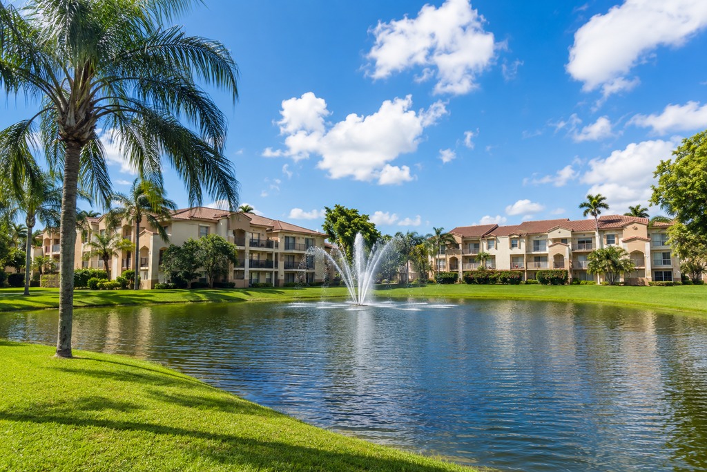 Low maintenance homes West Kendall master-planned community Miami-Dade, Labrada Realty