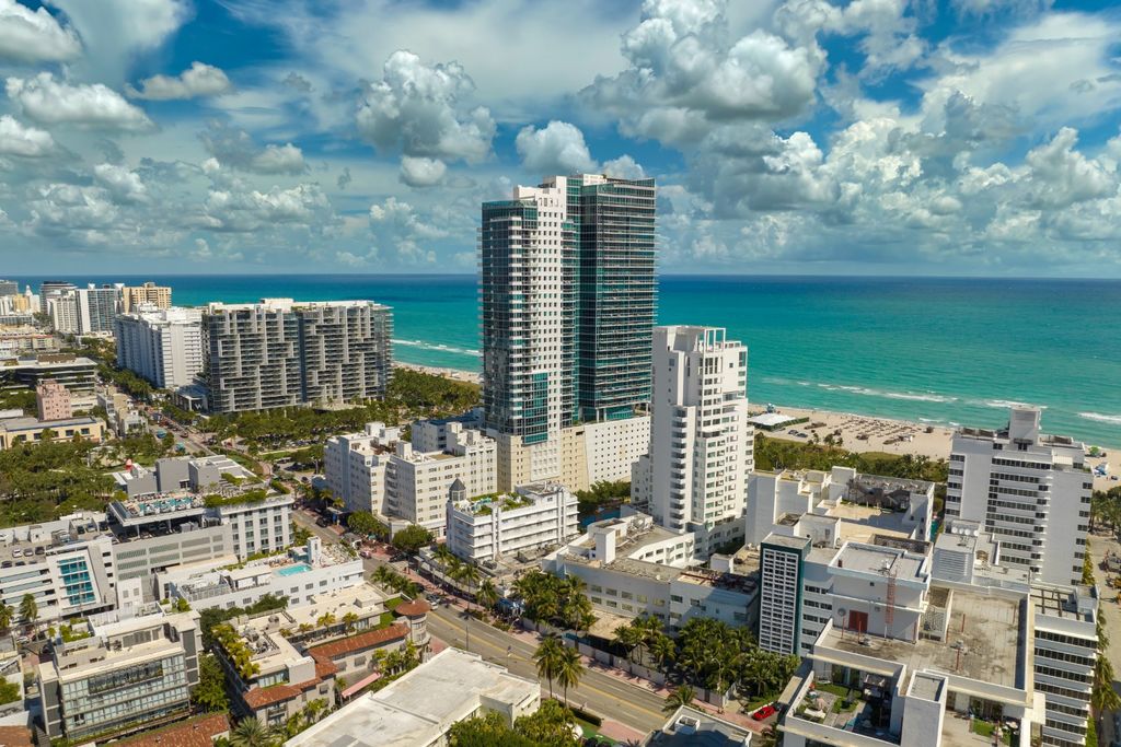 North Miami Beach 55-plus communities Ojus area | Miami real estate | Labrada Realty