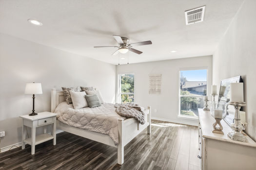 15-328Kahala_024