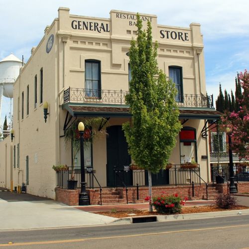 A Local's Guide to Old Town Elk Grove