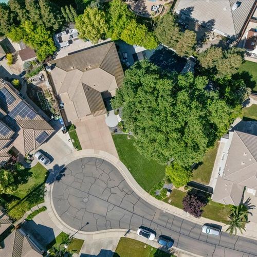 How Luxury Buyers Should Evaluate a Home's Resale Potential