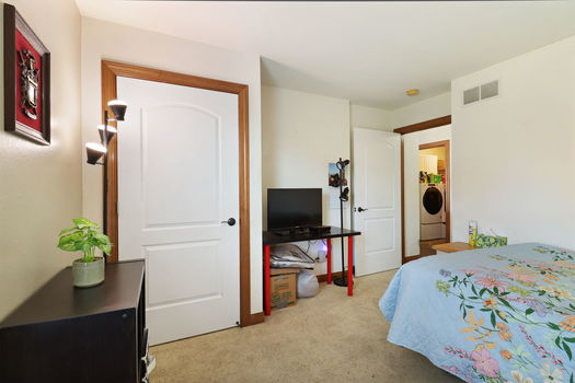 18-web-or-mls-6430 92nd Ave, Kenosha, WI - 16