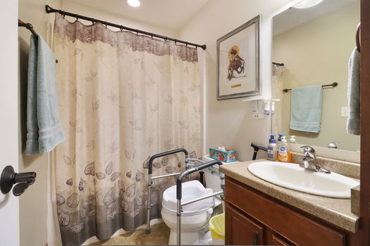 19-web-or-mls-6430 92nd Ave, Kenosha, WI - 17