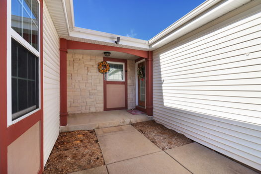 2-web-or-mls-6430 92nd Ave, Kenosha, WI - 24