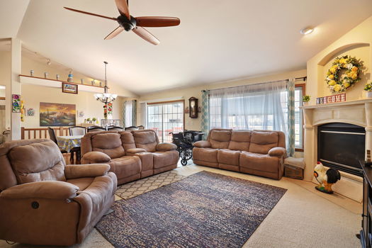 5-web-or-mls-6430 92nd Ave, Kenosha, WI - 11